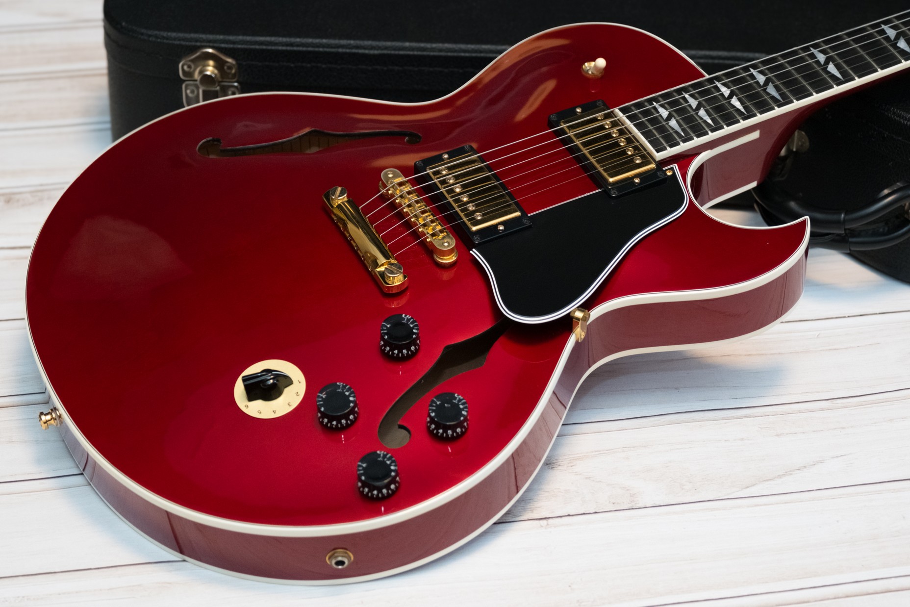 Gibson ES-137 Custom Dark Cherry Red Limited Run 2003 013.jpg