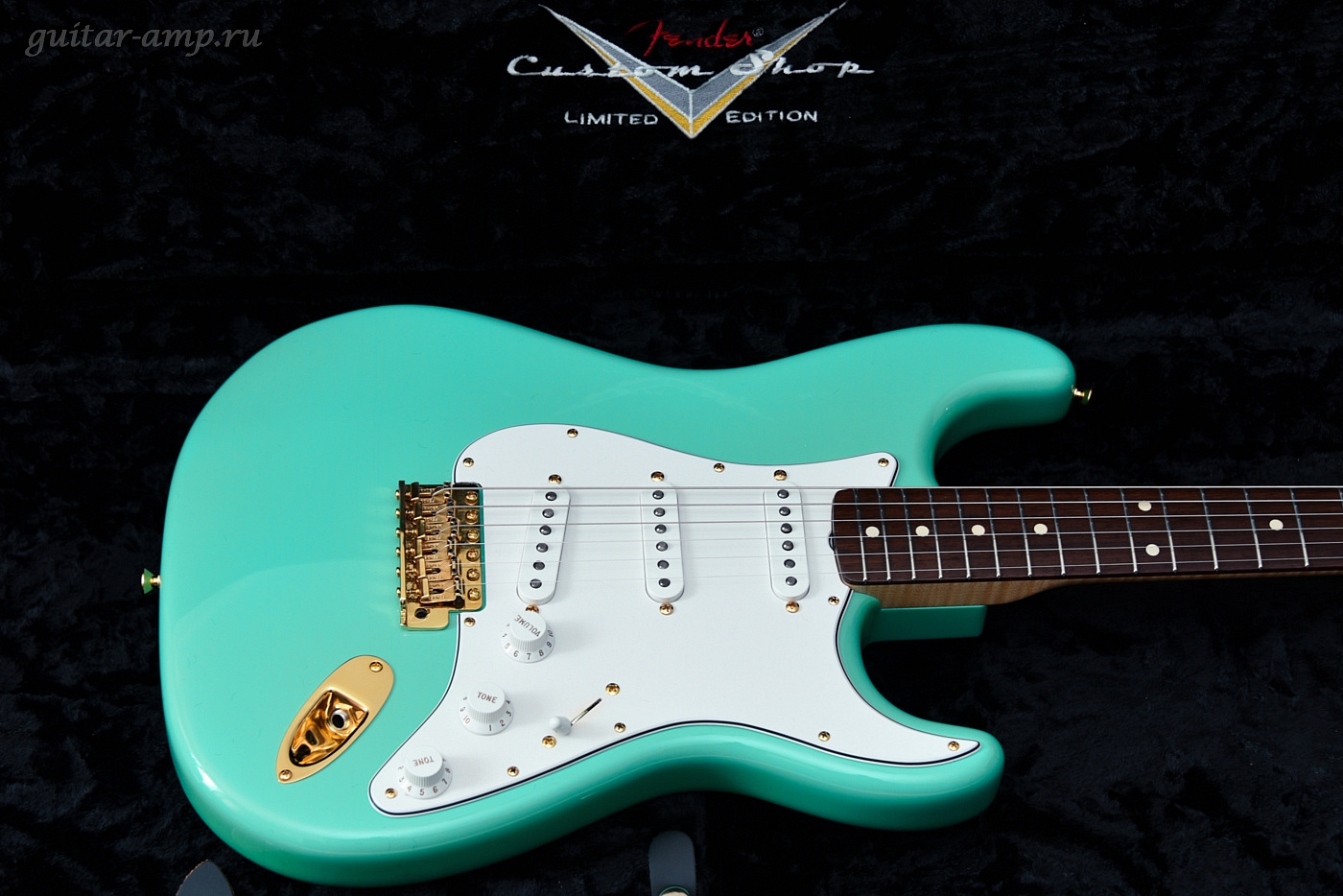 Fender Custom Shop 1960 Stratocaster Seafoam Matched Headstock Limited Edition 2010