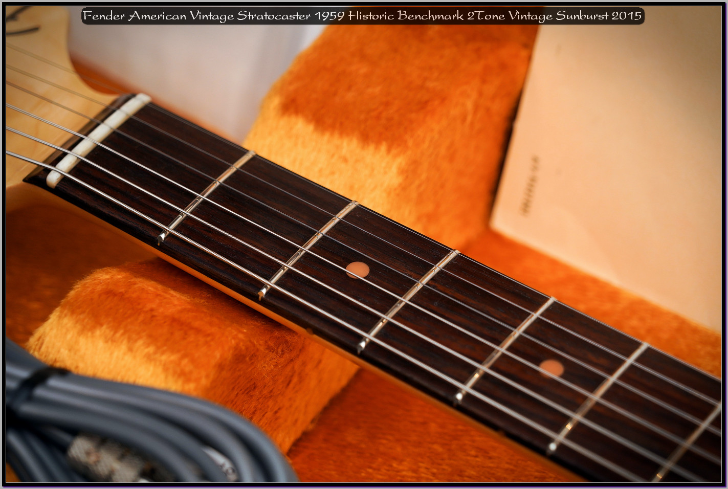 Fender American Vintage Stratocaster 1959 Historic Benchmark 2Tone Vintage Sunburst 2015 09_x1400.jpg