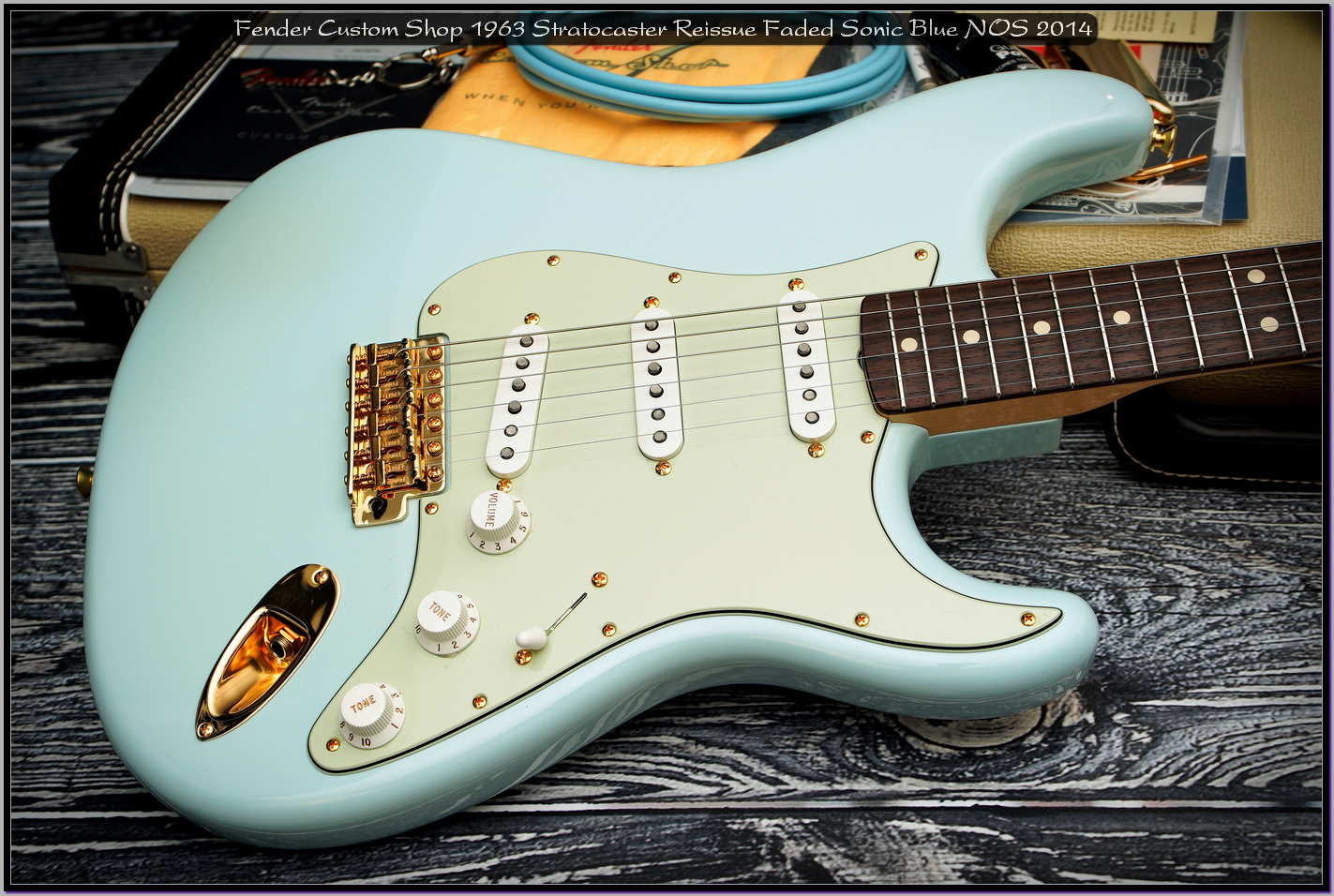 Fender Custom Shop 1963 Stratocaster Reissue Faded Sonic Blue NOS 2014 05_x1400.jpg