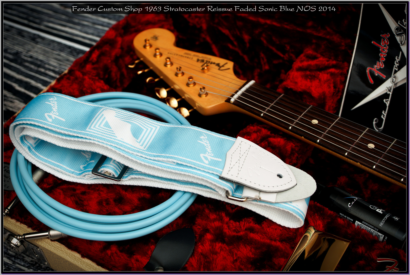 Fender Custom Shop 1963 Stratocaster Reissue Faded Sonic Blue NOS 2014 12_x1400.jpg