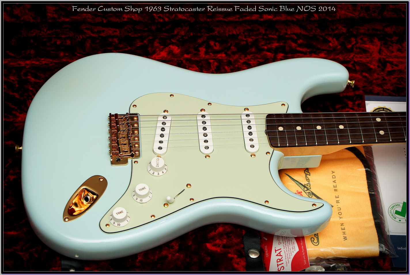 Fender Custom Shop 1963 Stratocaster Reissue Faded Sonic Blue NOS 2014 24_x1400.jpg