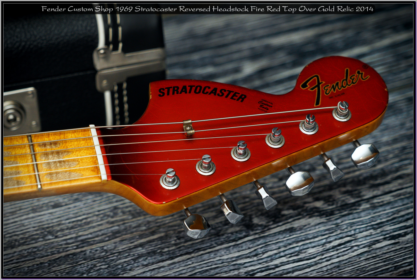 Fender Custom Shop 1969 Stratocaster Reversed Headstock Fire Red Top Over Gold Relic 2014 07_x1440.jpg