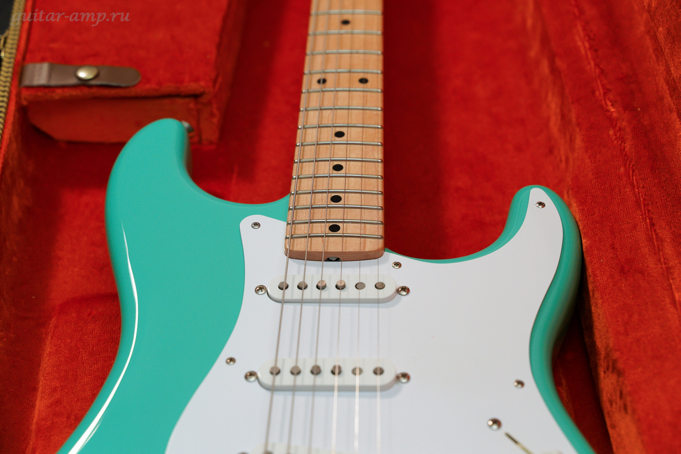 Fender Custom Shop Stratocaster 1956 Reissue Vintage Seafoam Green NOS 2012 0012_gar1400.jpg