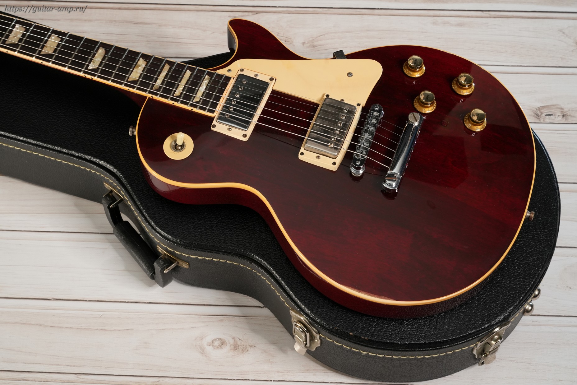 Gibson Les Paul Standard Wine Red 1977 T-Top_0002.jpg