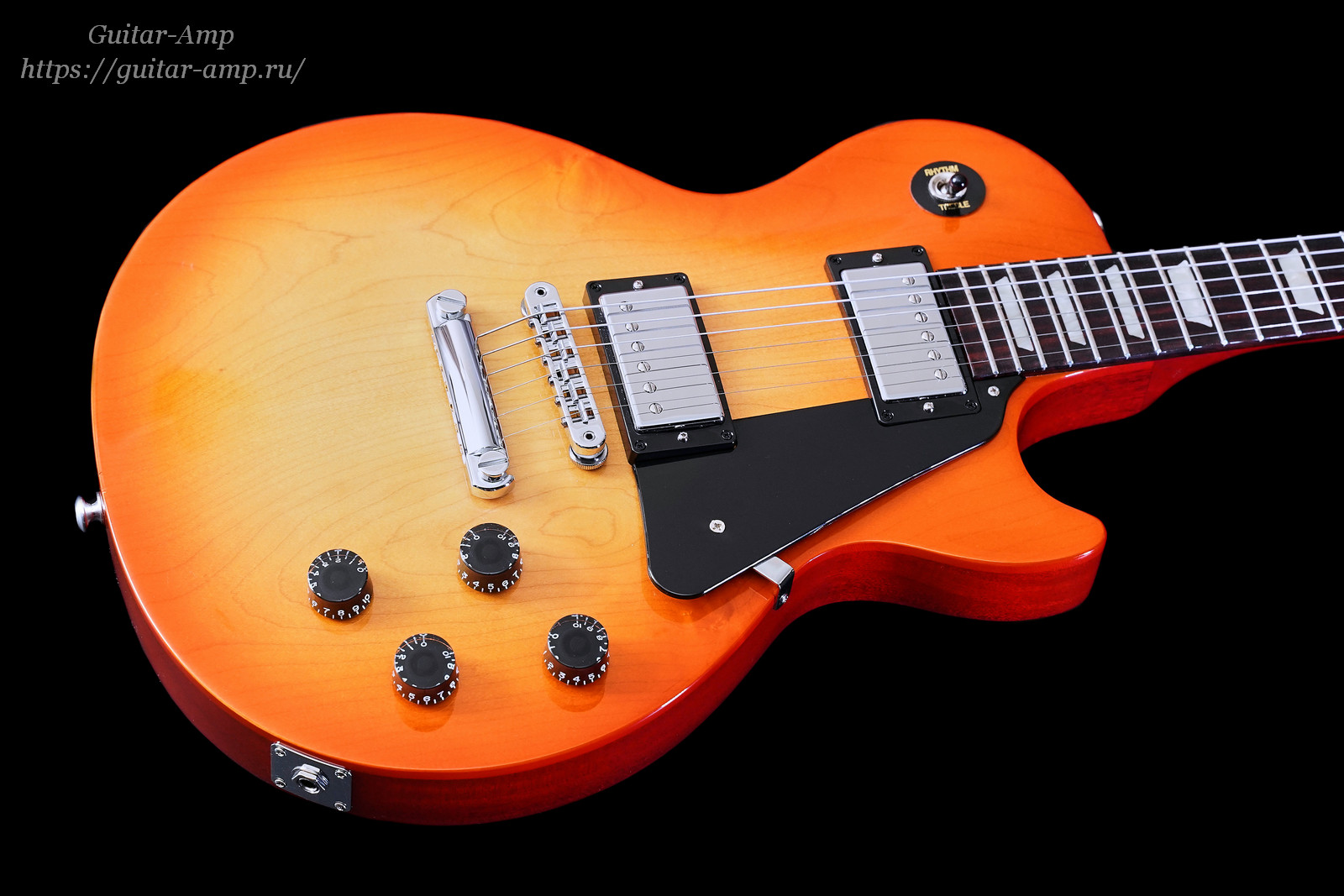 Gibson Les Paul Studio Tangerine Burst 2019 02_x1600.jpg