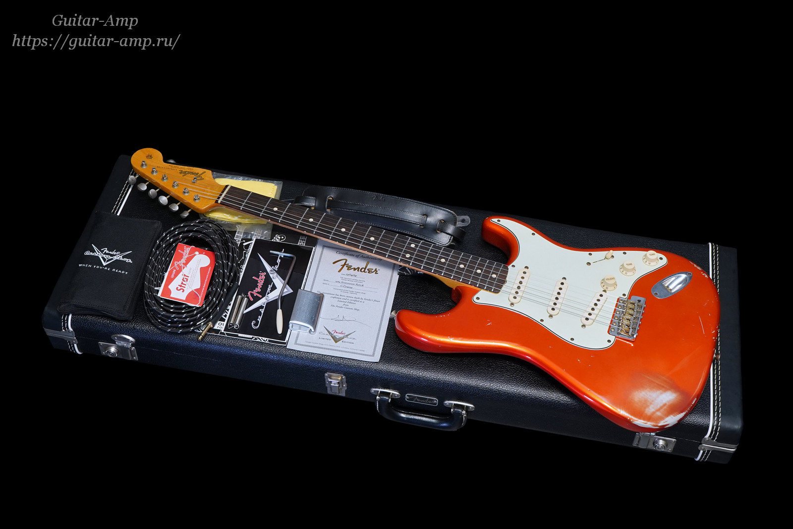 Fender Custom Shop Stratocaster Lightweight Ash 1964 Limited Edition NAMM 2009 Rare 01_x1600.jpg