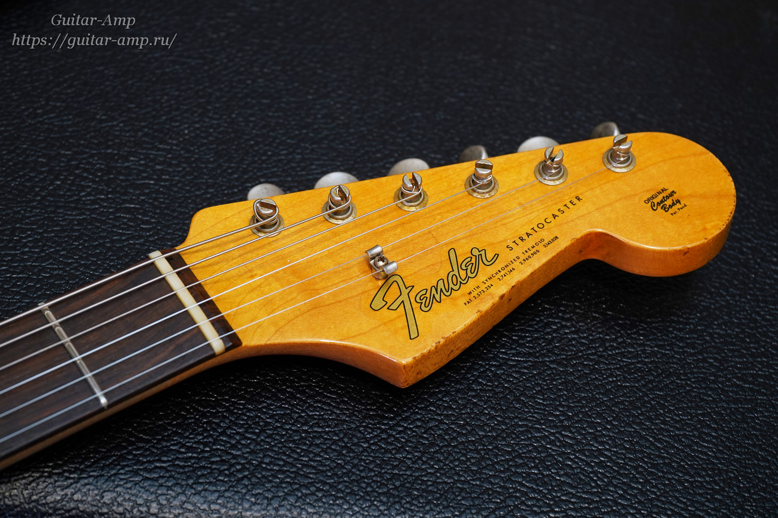 Fender Custom Shop Stratocaster Lightweight Ash 1964 Limited Edition NAMM 2009 Rare 03a_x1600.jpg