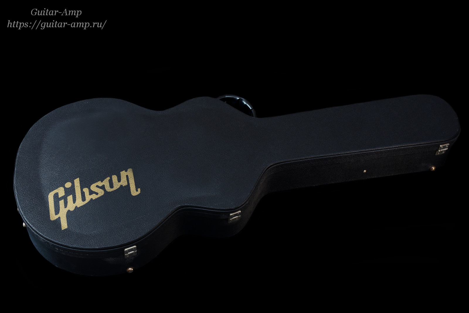 Gibson ES-137 Custom Limited Run Custom Shop Ruby Red 2003 08_x1400.jpg