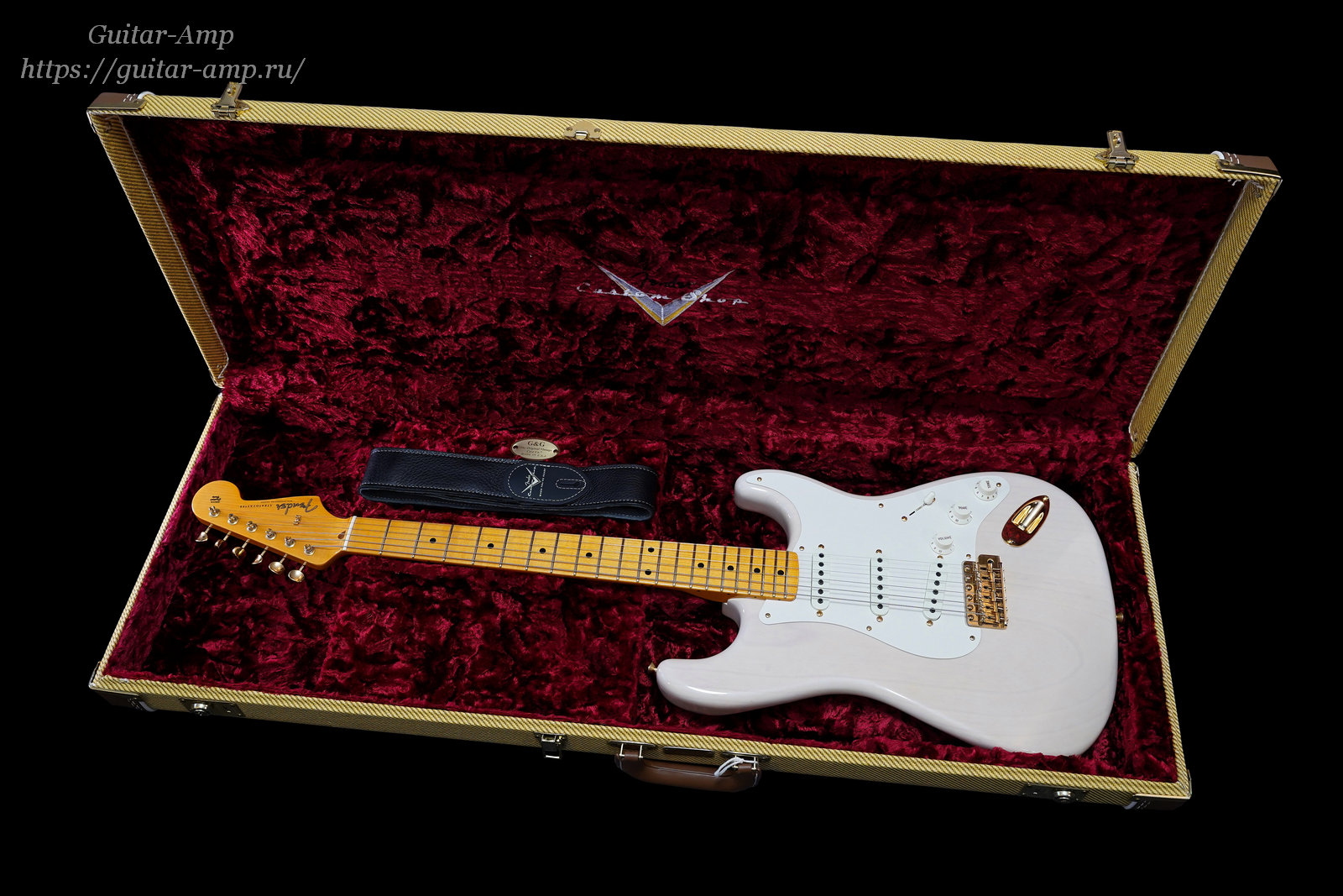 Fender Custom Shop 1957 Stratocaster 1 Piece Ash Aged Vintage White 2019 02_zx1600.jpg
