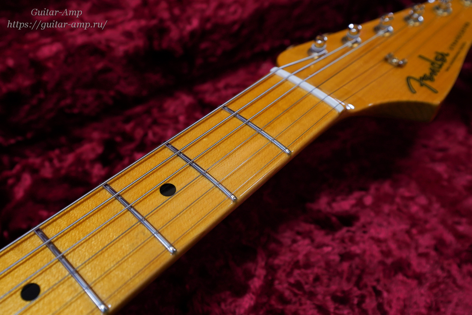 Fender Custom Shop 1957 Stratocaster 1 Piece Ash Aged Vintage White 2019 08_zx1600.jpg