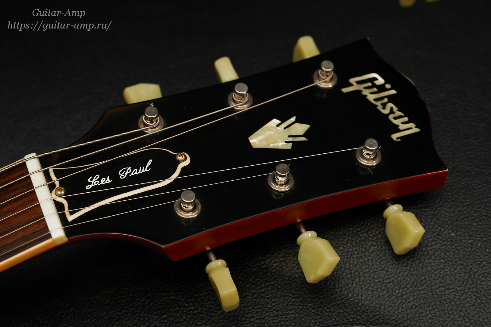 Gibson SG Standard 61 Reissue Custom Shop VOS Cherry Red 2002 03x1600.jpg