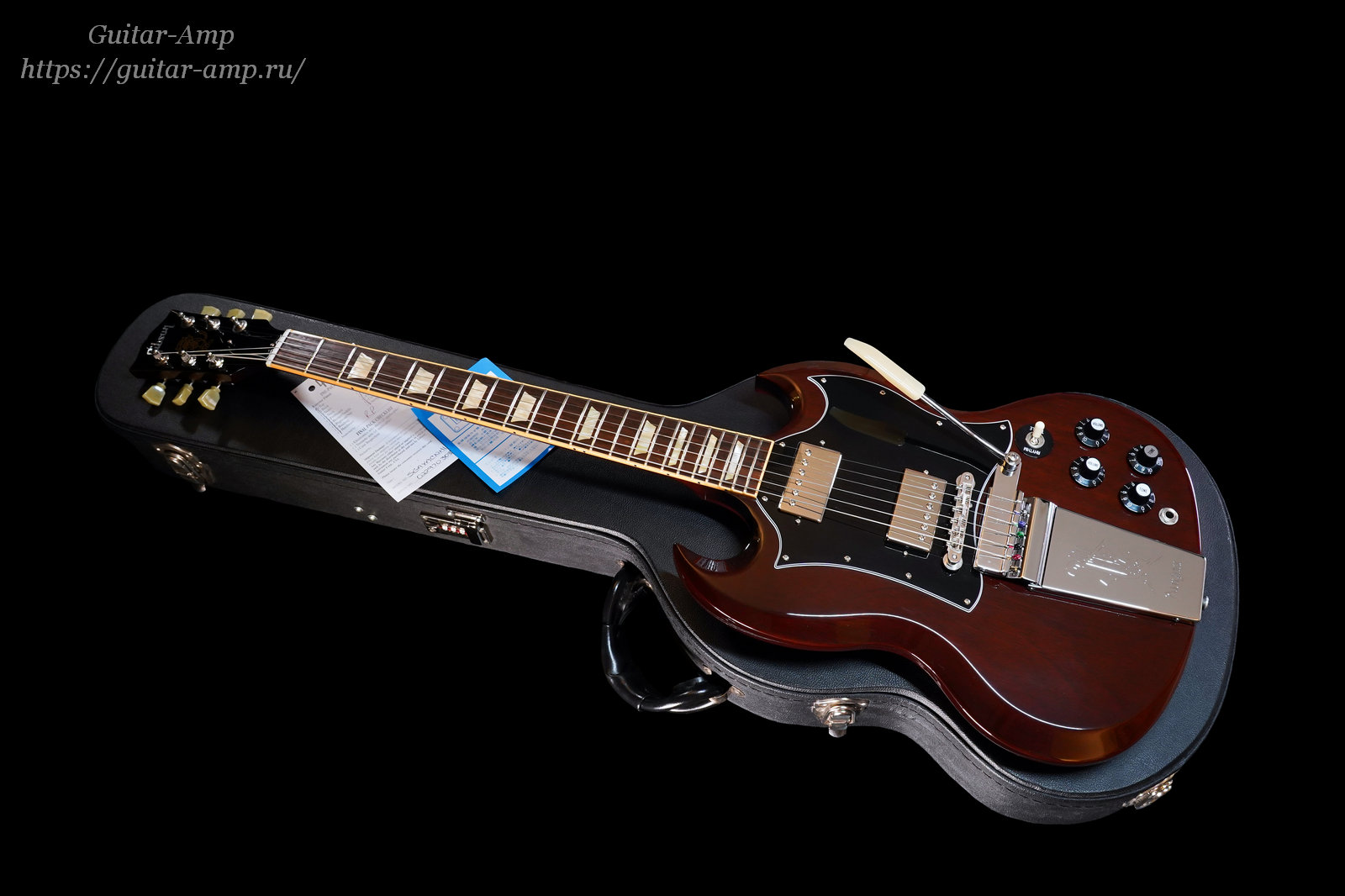 Gibson SG Angus Young Limited Run Aged Cherry 2007 01x1600.jpg