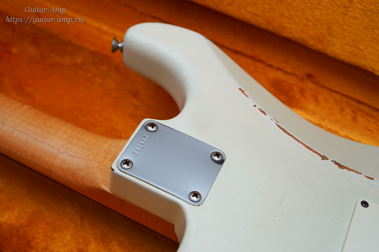 Fender Custom Shop Stratocaster 1960 Relic  Olympic White 2008 13x1600.jpg