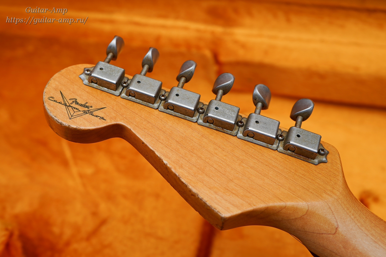 Fender Custom Shop Stratocaster 1960 Relic  Olympic White 2008 14x1600.jpg